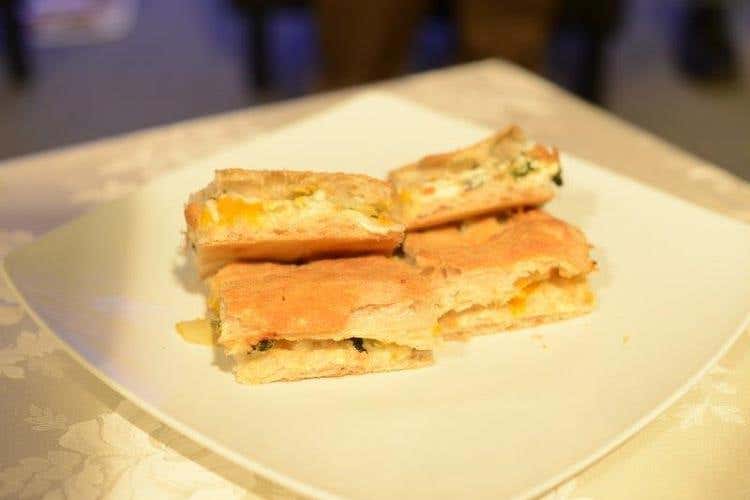 Doppio crunch senza grassi aggiunti con crema di fagioli gialet della Valbelluna zucca delica marina di chioggia (foto di Alice Ostan)